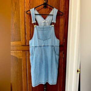 Cute Jean dress 💙💕